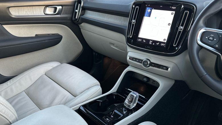 Volvo Xc40 1.5 T5 Recharge PHEV Inscription Pro 5dr Auto Estate